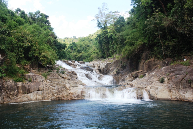 Huyền bí "Thác trời" giữa đại ngàn